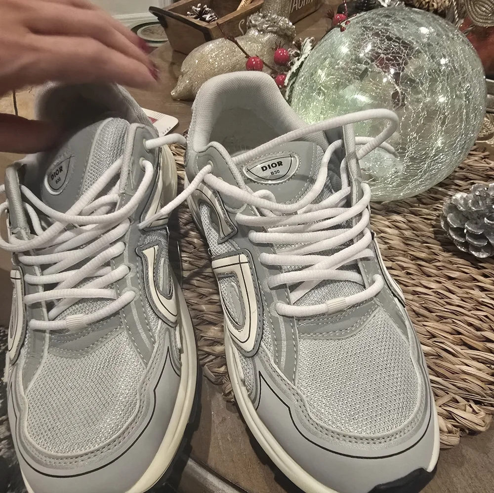 Dior Men's Gray Sneakers - Picture 15 of 17